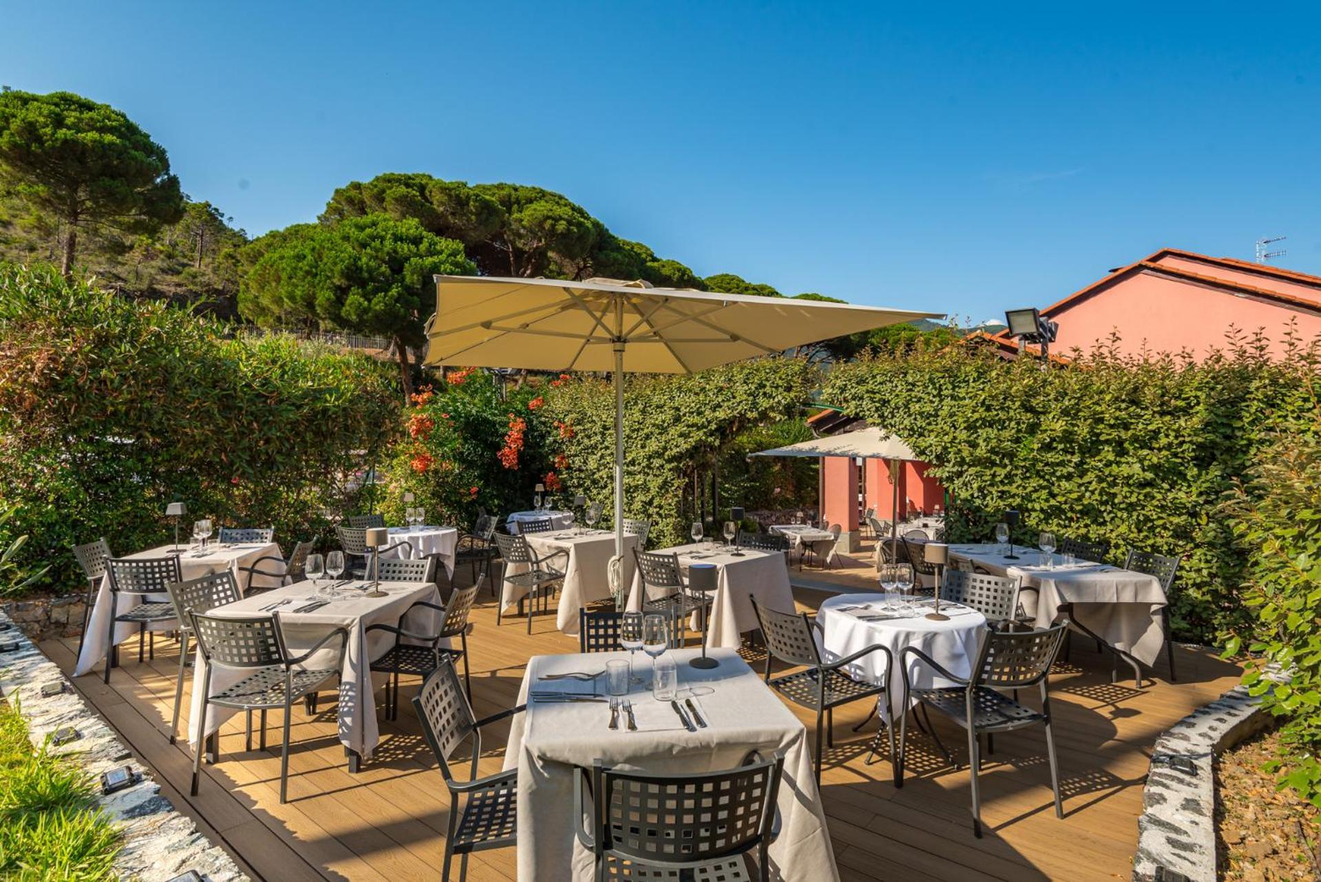 Park Hotel Argento Levanto Exteriör bild
